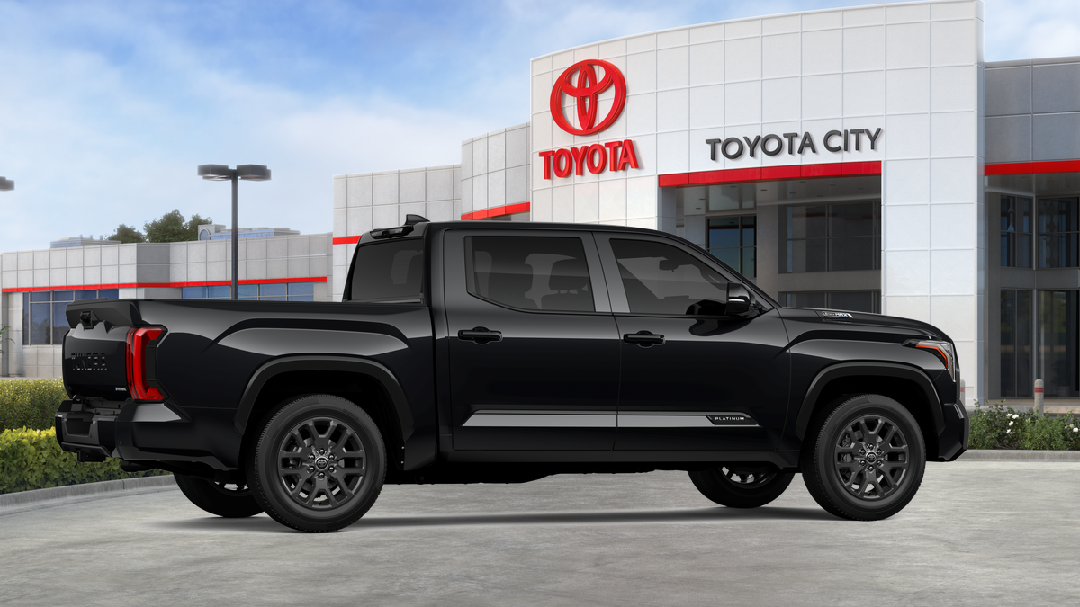 2026 Toyota Tundra i-FORCE MAX Tundra Platinum