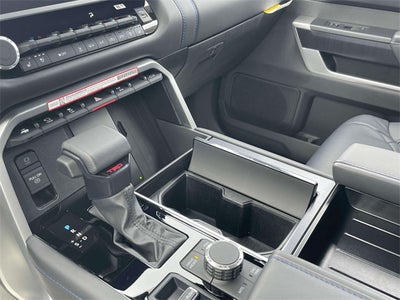 2025 Toyota Tundra i-FORCE MAX Tundra Platinum