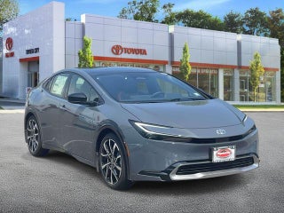 2026 Toyota Prius Plug-in Hybrid SE