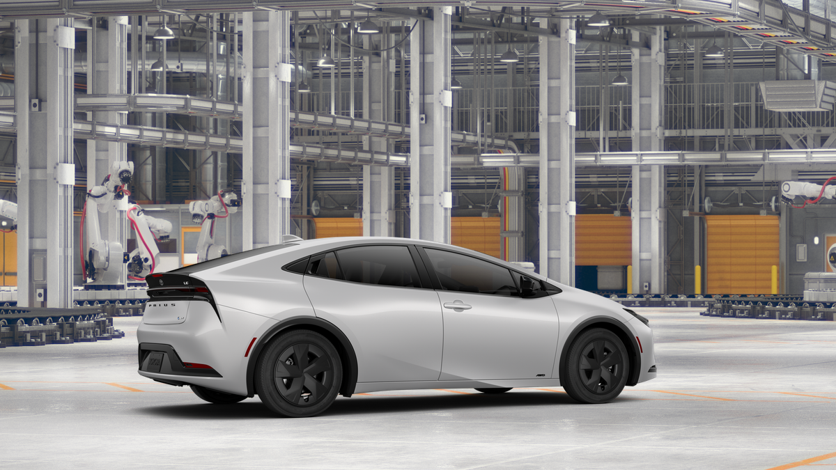 2027 Toyota Prius LE AWD