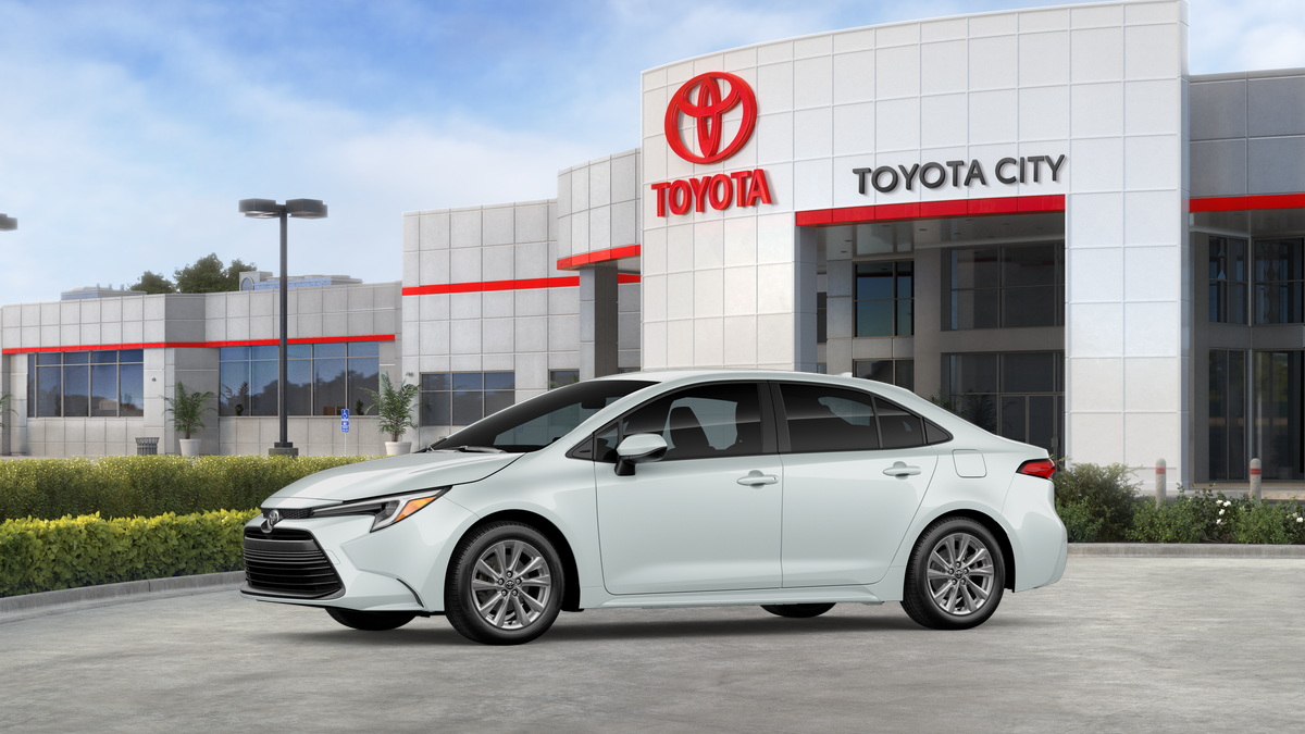 2027 Toyota Corolla Hybrid LE