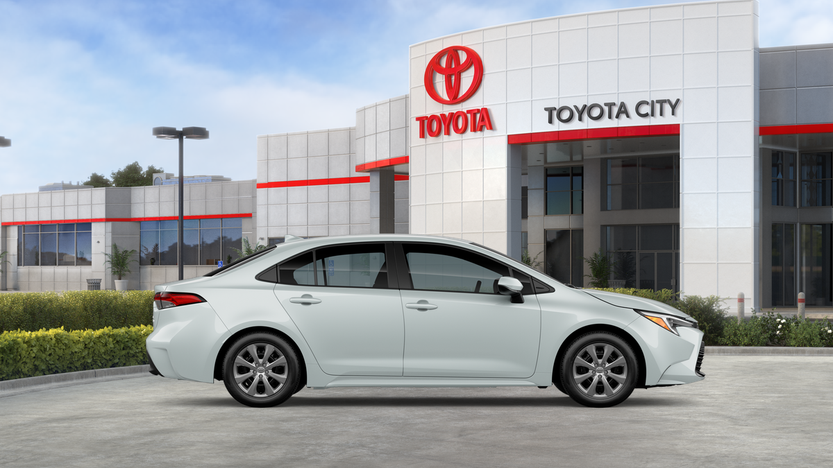 2027 Toyota Corolla Hybrid LE