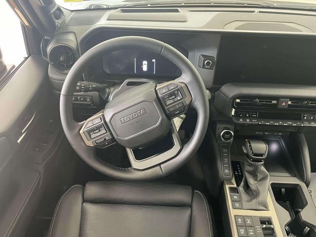 2026 Toyota Land Cruiser 4WD (Natl)