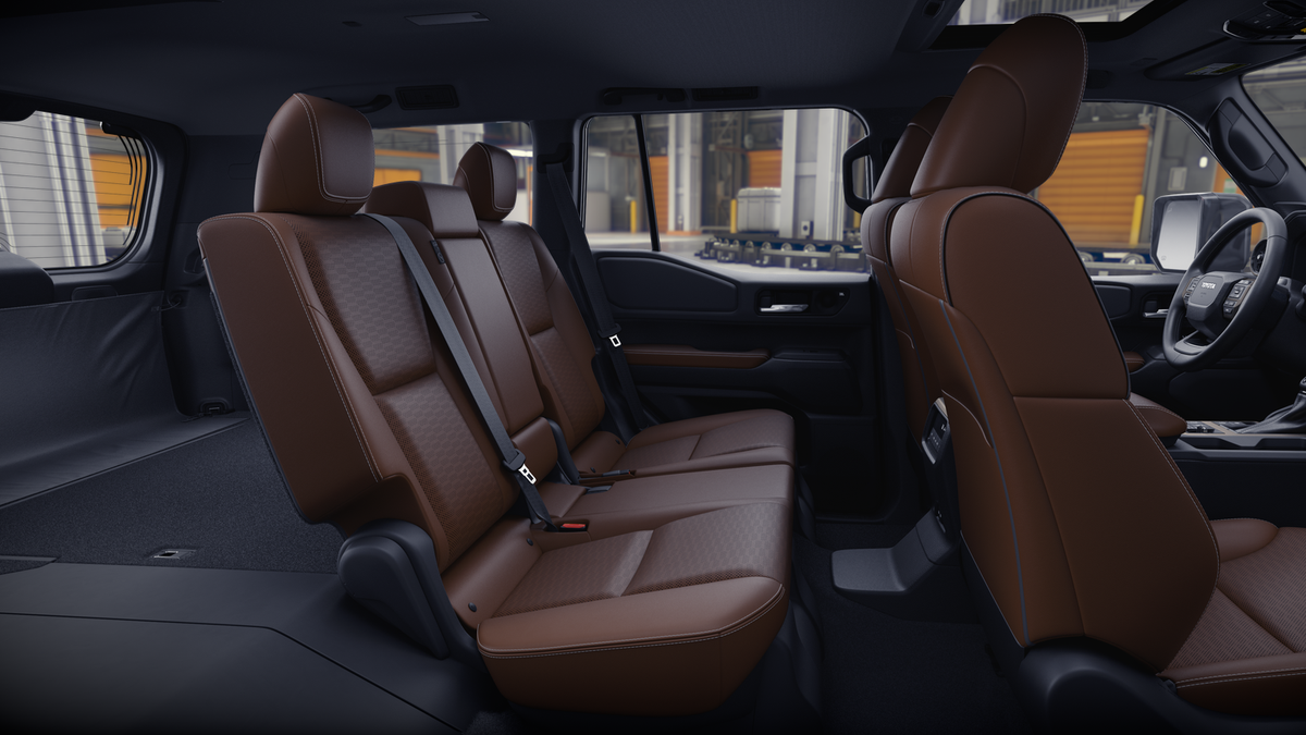 2026 Toyota Land Cruiser 4WD (Natl)