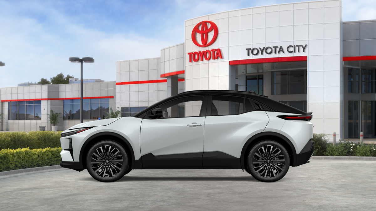 2026 Toyota C-HR XSE