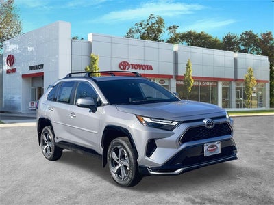 2025 Toyota RAV4 Plug-in Hybrid SE
