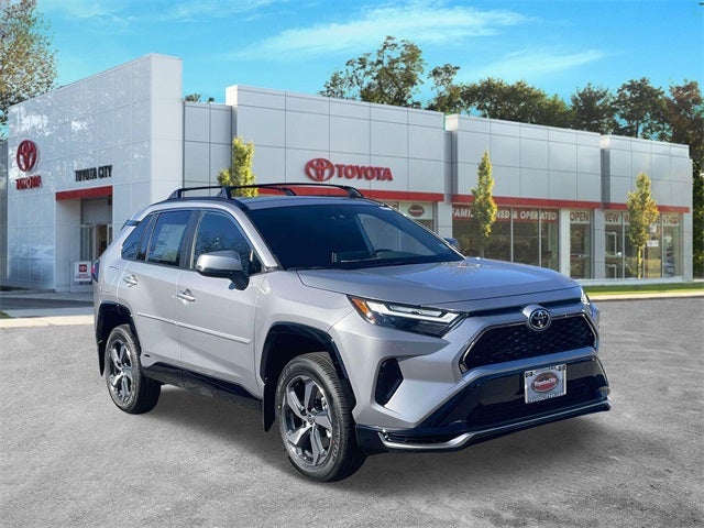 2025 Toyota RAV4 Plug-in Hybrid SE