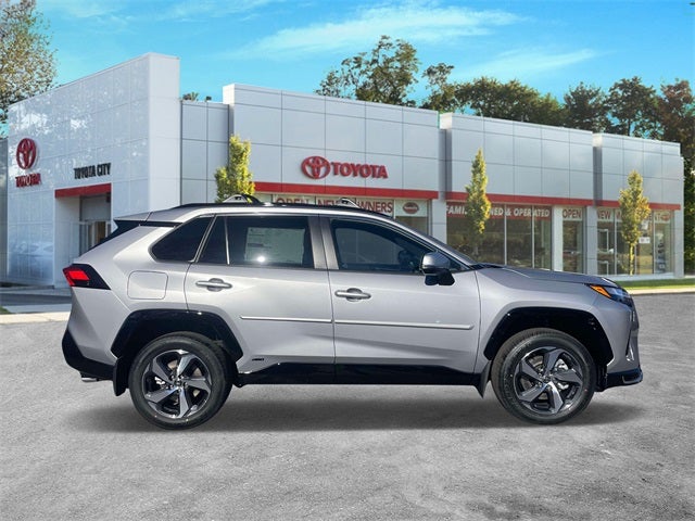 2025 Toyota RAV4 Plug-in Hybrid SE